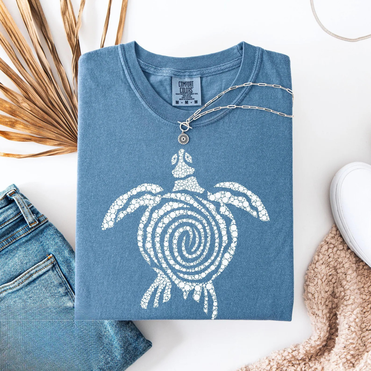 Sea Turtle Graphic T-Shirt