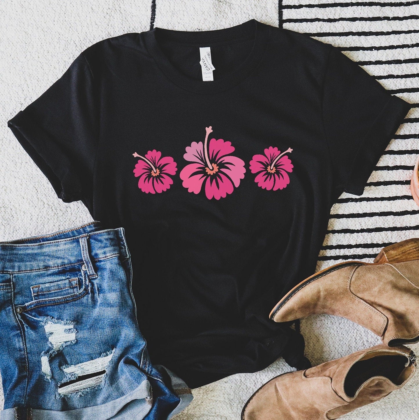 Hibiscus Flower Tee V4
